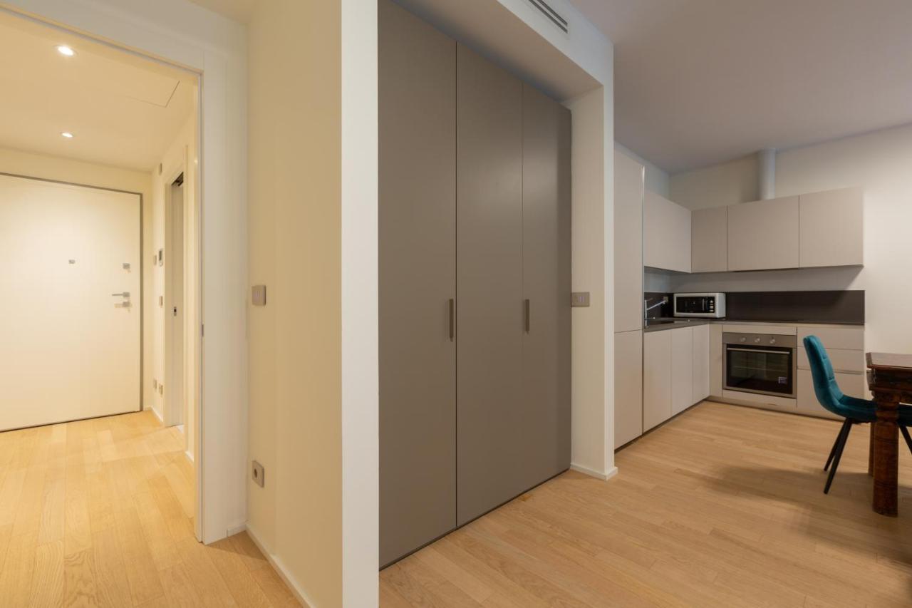 Cozy Flat With Parking Daire Milano Dış mekan fotoğraf
