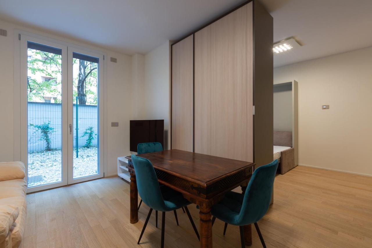 Cozy Flat With Parking Daire Milano Dış mekan fotoğraf