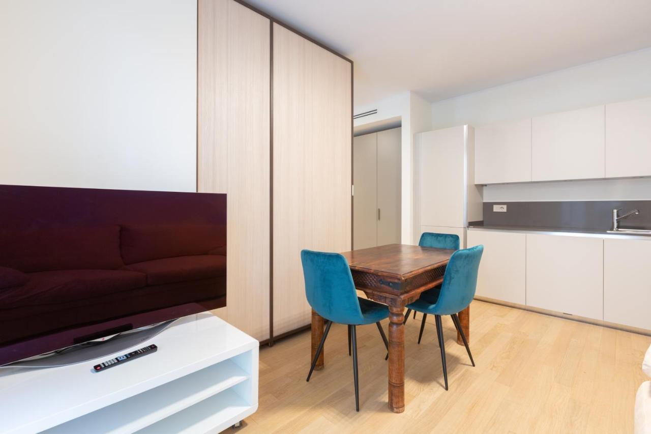 Cozy Flat With Parking Daire Milano Dış mekan fotoğraf